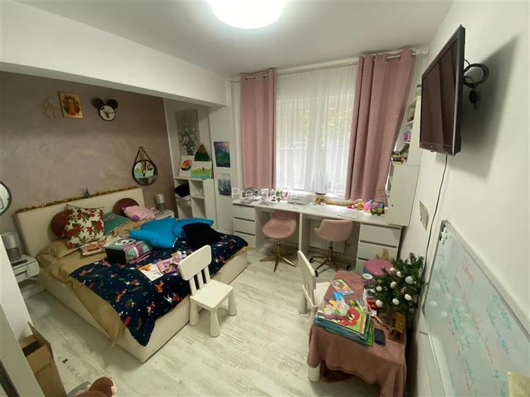 Apartament cu 3 camere de vanzare in zona centrala - 6