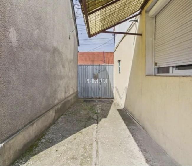 DAMBOVITA, 2 CASE INDIVIDUALE IN ACEEASI CURTE 3+2 CAMERE SI GARAJ - 15