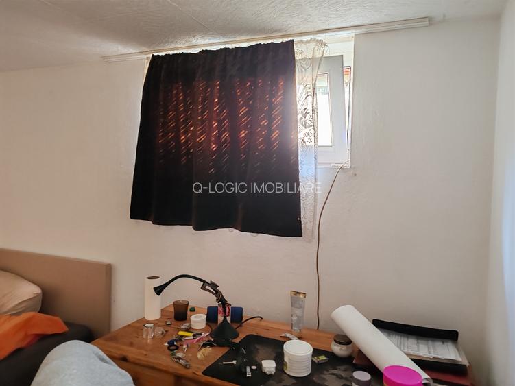 Casa 7 camere libera la vanzare SATU NOU - 28