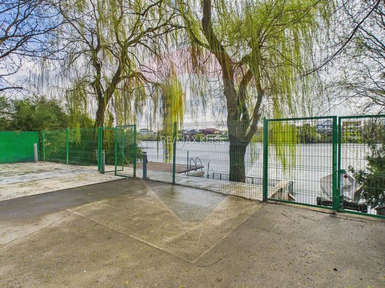 Casa / Vila cu 8 camere de vanzare - 3