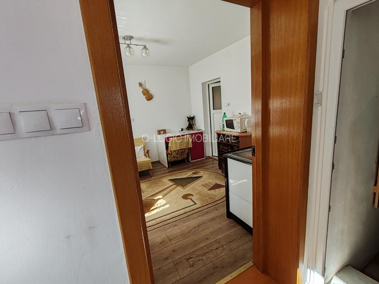 Casa 3 cmere libera la vanzare GHIMBAV - 5
