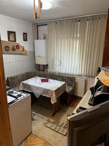 FREIDORF - BLOC IZOLAT - 3 cam - 2 bai - decomandat - centrala proprie - clima - 2