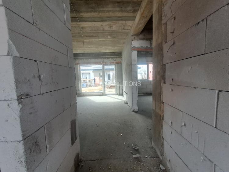 Casa  pe parter 3 cam+Pod.Teren 210mp. - 14