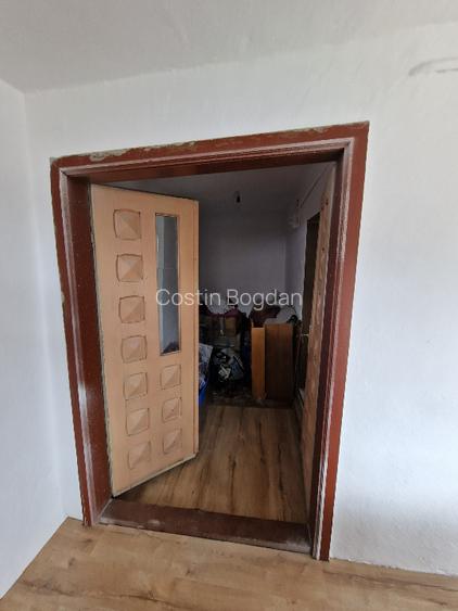 De Vanzare CASA + TEREN 1094mp VALEA LEURZII, DAMBOVITA - 4