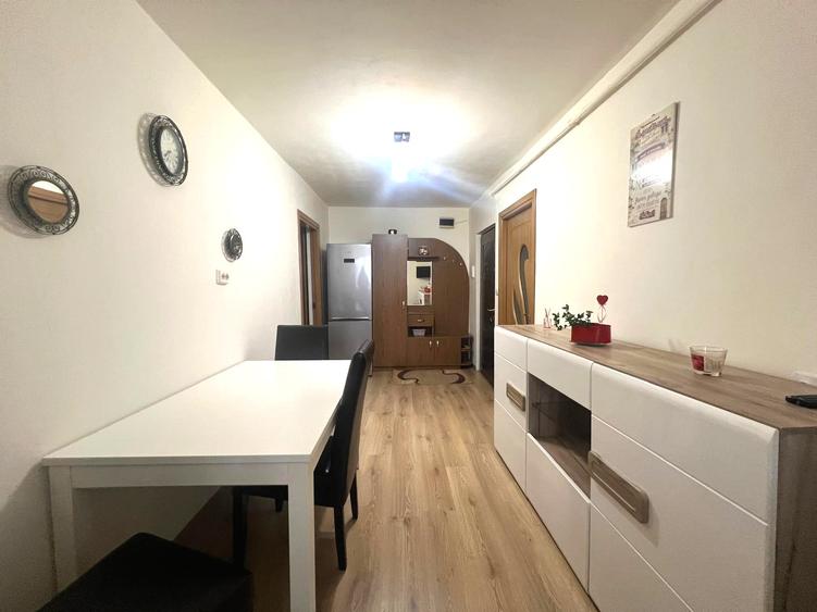 3 Camere zona Stadion mobilat utilat 72.800eur neg