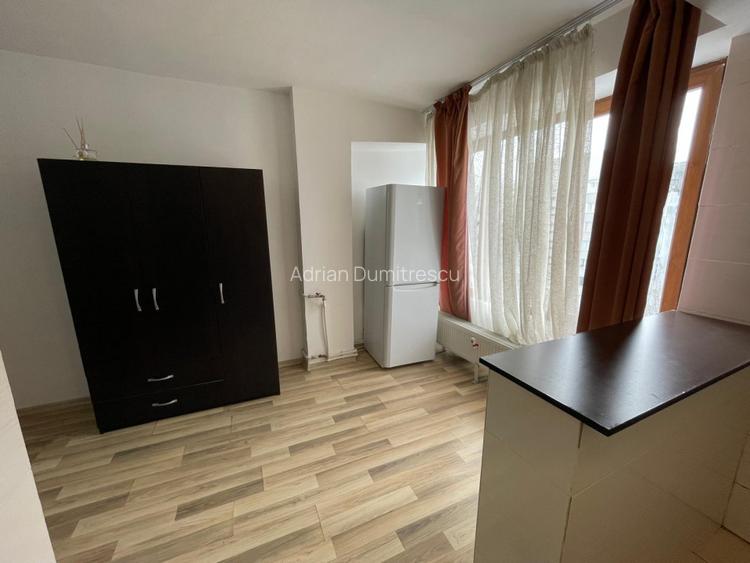 Auchan-Vitan Garsoniera 30 mp,mobilata si utilata,etaj 8,comision 0% - 7