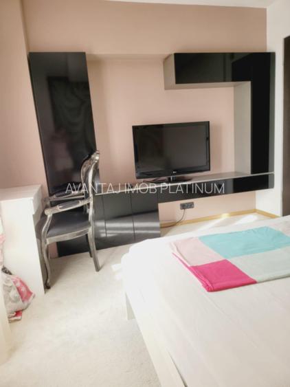 Unirii / Octavian Goga, bloc 1993 - 5