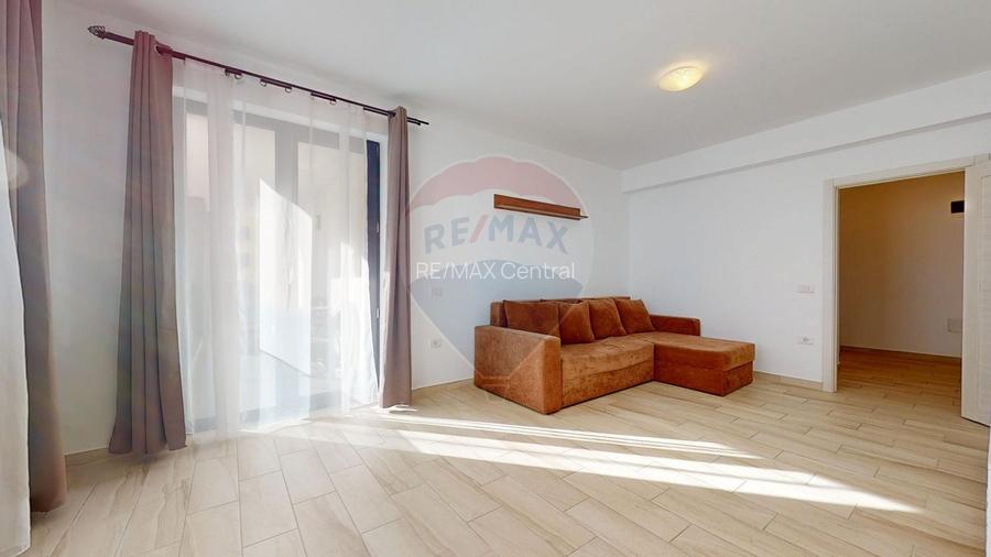 Apartament cu 2 camere de închiriat în zona Tractorul - 5