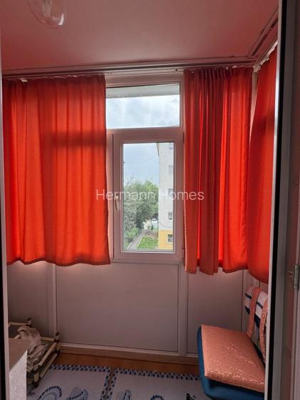 Apartament 3 camere - de inchiriat - Vasile Aaron - balcon inchis - 7