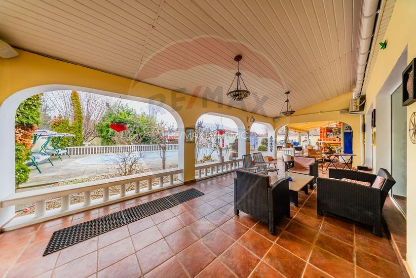 Vilă cu 4 camere de vânzare 921 mp zona Subcetate,Arad - 29