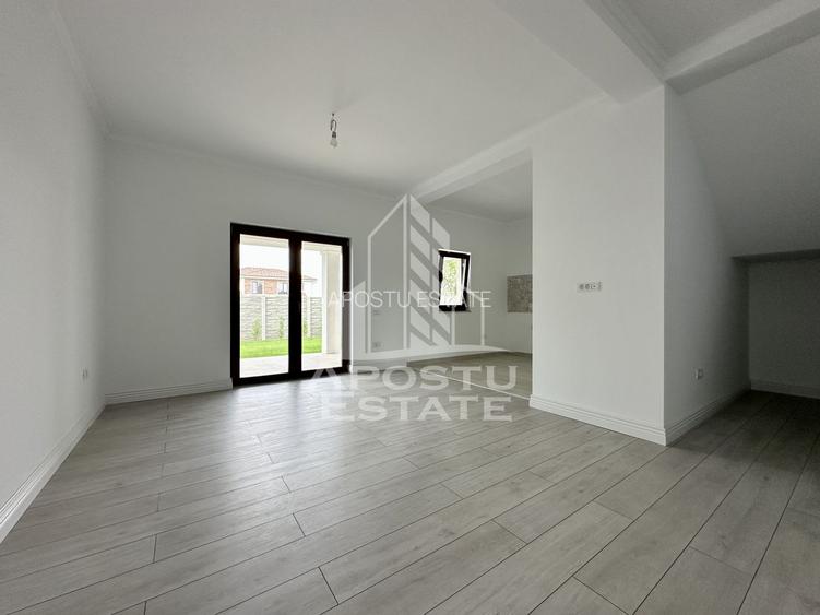 Jumatate de duplex de vanzare, despartit, Dumbravita - 3