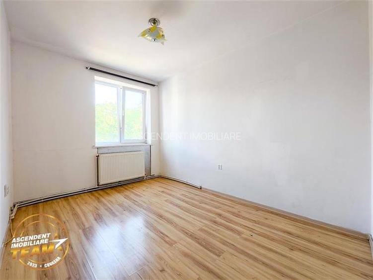 Tur Virtual! Decomandat,3 camere,locatie favorabila,Simeria,Sfantu Gheorghe - 9