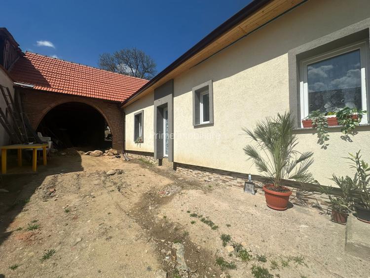 Casa Individuală 140 mp, 3 camere| teren 1.385 mp| zona Cugir - 10