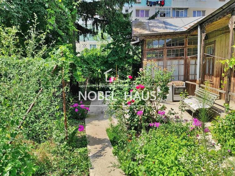 Teren intravilan Barlad, 707 mp, zona centrala, str Bradului - 6