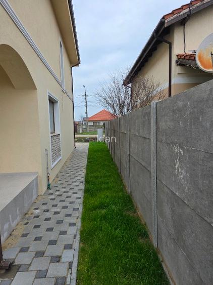PROPRIETAR – Duplex P+1 Giarmata Mare, despărtit de un spatiu tehnic - 6