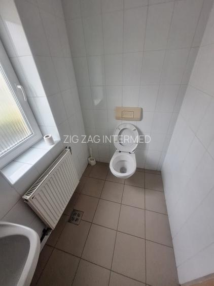 Delfinariu, cladire P+1 , spatiu depozitare 126 mp., curte 463 mp. - 19