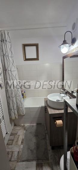etaj 2, zona Bucovina , 3 camere, 2 bai, - 6