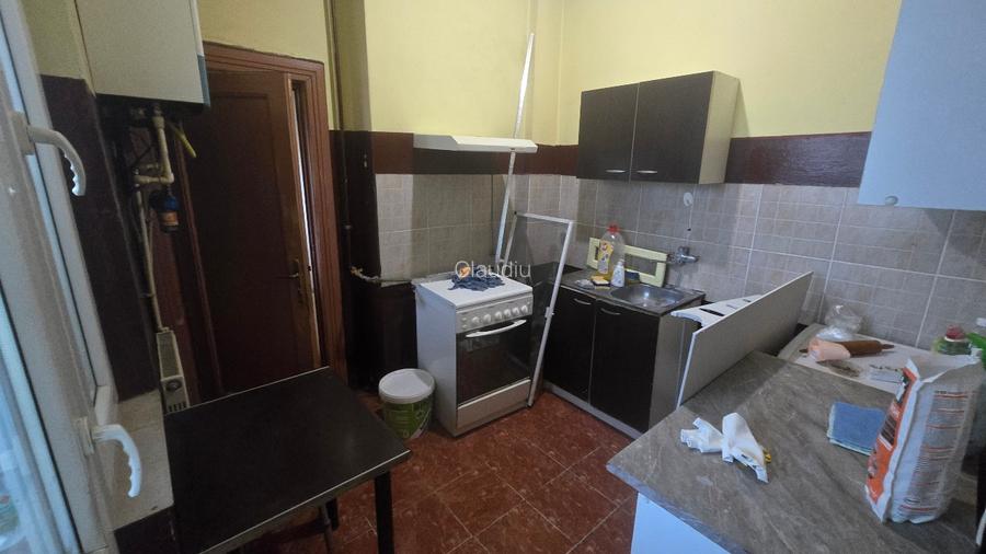 apartament cu 3 camere + 2 boxe + terasa 20 MP  Bd. Regina Maria nr. 50 - 9