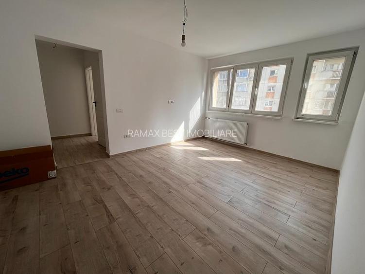 Dristor, Piata Matei Ambrozie, Nicolae Grigorescu, vedere spre IOR - 10