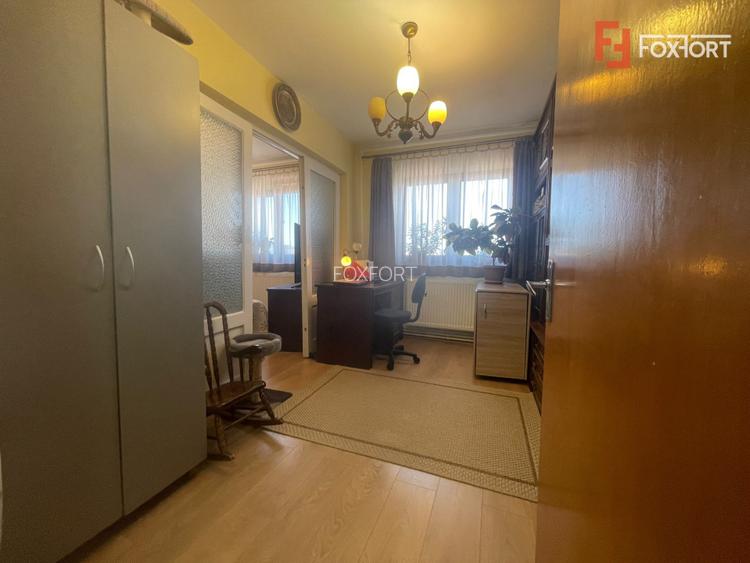 Apartament 5 camere, decomandat, Aurel Vlaicu - 14