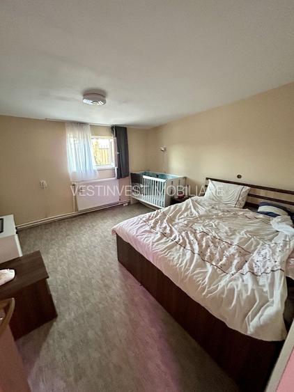 Azil 14 camere și 8000mp teren localitatea Sacădat - 6