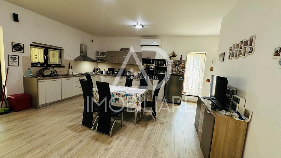 Vânzare vilă în Cartier Iezureni , Târgu-Jiu - 3