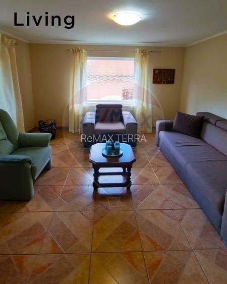 Casă de vânzare cu priveliște superbă  zona Valea Borcutului - 2