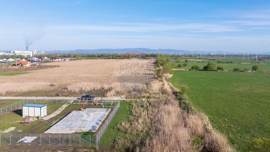 Teren intrare Sanpetru 668mp, str Tudor Arghezi-cu AC imprejmuire - 4