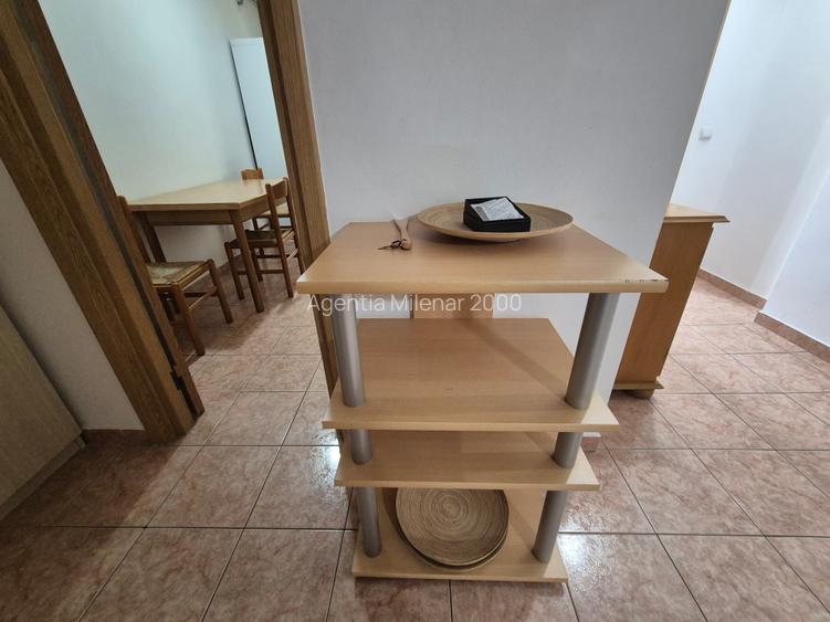 pe frumoasa stradă Aurel-Popovici la 5 minute de Punctele Cardinale și Medicina - 6