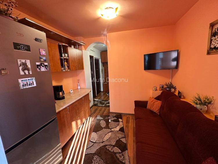 3 camere, cartier Sarari, 2 băi, mobilat complet, direct proprietar - 4