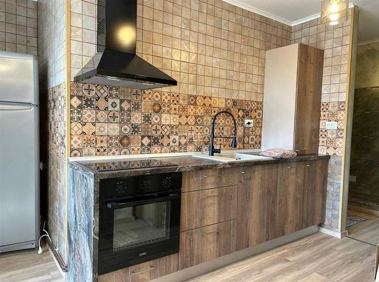 Apartament 4 camere, zona Centru Civic - 2