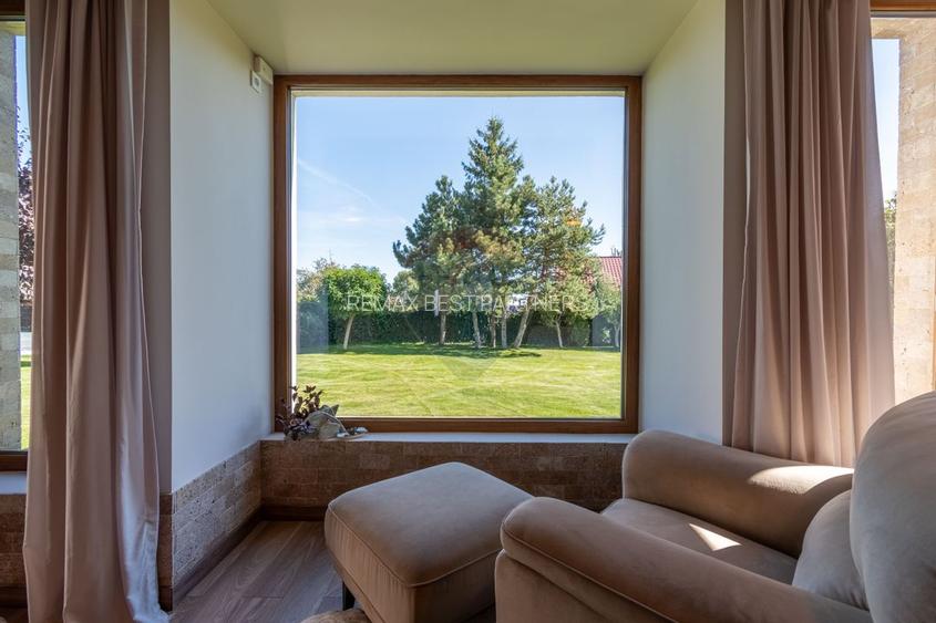 Proprietate exclusivista de vanzare: 2 case | 9 camere | 2000 mp teren - 35