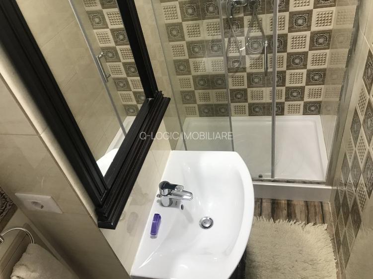 Apartament 3 camere renovat Str. REPUBLICII - 9