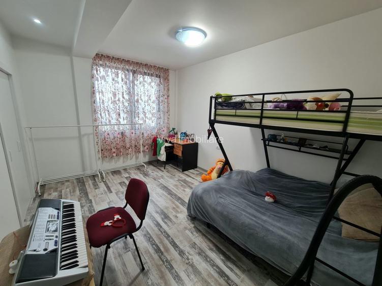 Manta Roșie, casă nouă în stil cubic,  priveliște deosebită spre oraș - 18