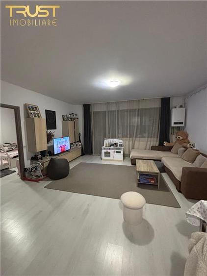 2 camere l Str.Sub Cetate l Balcon l Floresti