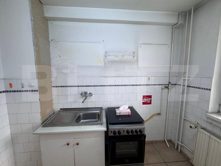 Apartament cu 3 camere, etaj intermediar - Grigorescu