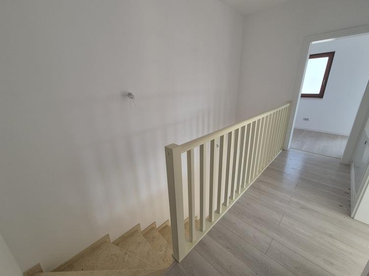Casă modernă 3 dormitoare, finisată, în Vladimirescu, Comision 0%