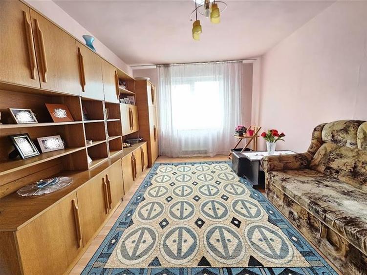 Apartament 3 camere 2 bai Tudor Str. Sarguintei