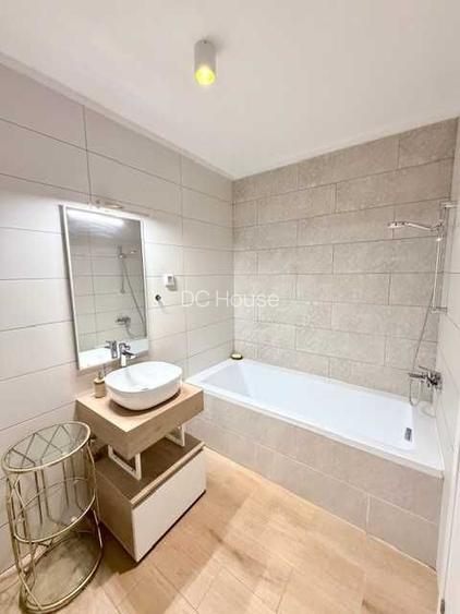 Apartament 3 camere ~ Etaj 7/12 ~ Parcare subterana - 5