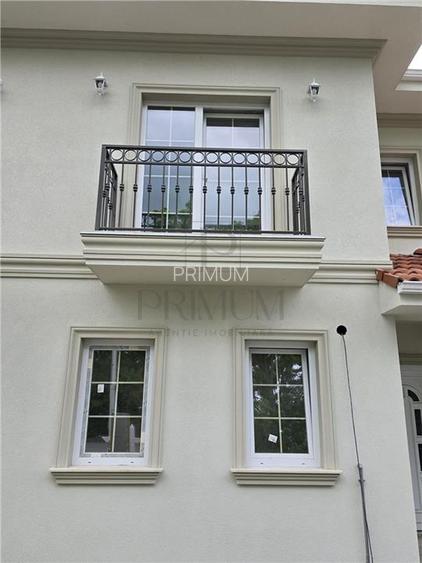 Duplex deosebit - zona excelenta - toate utilitatile - finisaje TOP - 3