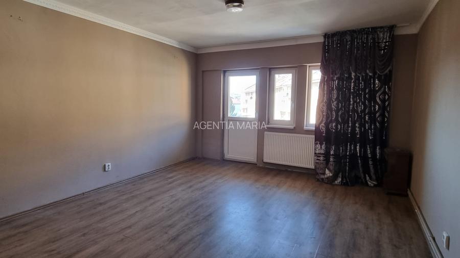 Apartament 2 camere decomandat etaj 3 semicentral - 4