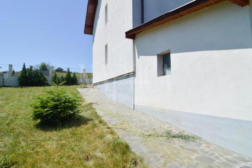 Casa 5 camere de vanzare in Campenesti - 2