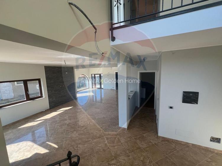 Casa / Vila 6 camere Rastoaca - 5