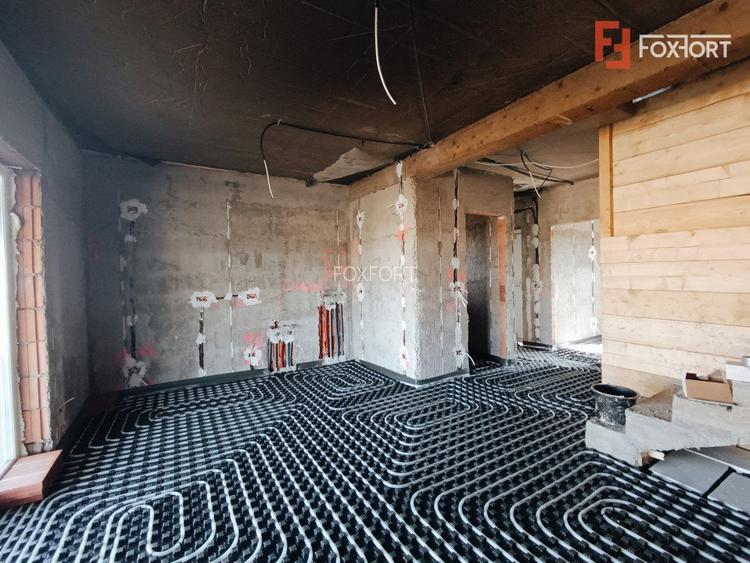 Duplex 4 camere si teren de 300 mp - zona Mosnita Veche  - 11