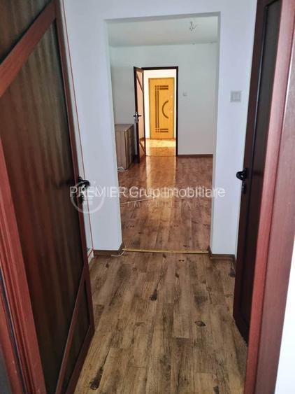 Spatiu comercial complet renovat 55mp, Tatarasi, CT - 4