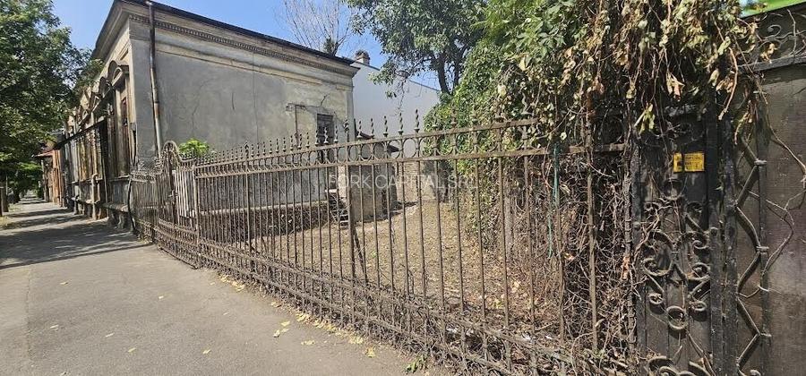 Bijuterie retro. Casa singur curte, Bd. Marasesti sector 4 cu teren in proprieta - 4