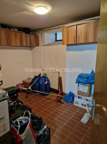 Piata Unirii, Mitropolie, 10 minute metrou, vila deosebita, strada Profesorilor, - 28