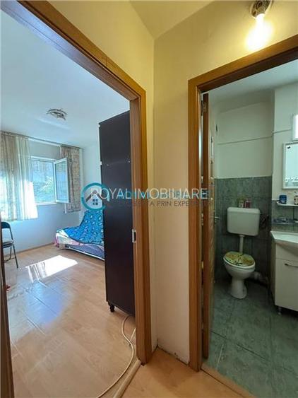 Royal Imobiliare - Vanzare Apartament zona Malu Rosu - 5