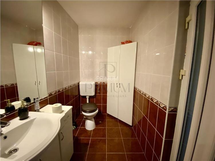 DAMBOVITA - CASA 4 CAMERE - 2 BAI - 4 LOCURI PARCARE - TERASA - 4