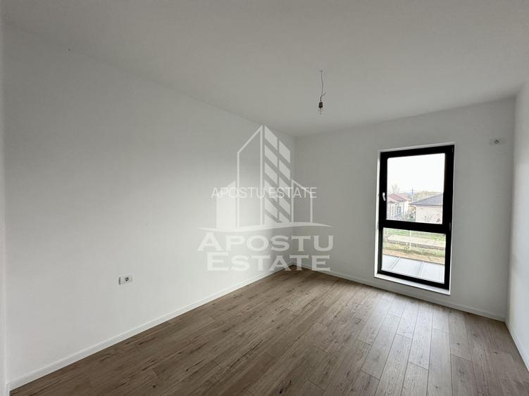 Jumatate de duplex cu 5 camere, finalizat, Dumbravita - 6